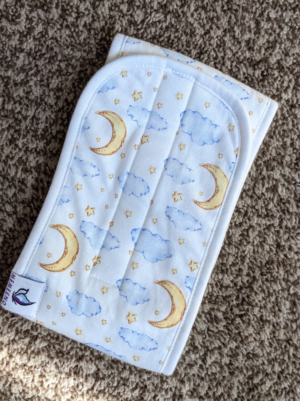 Memeeno baby belly band for colic and gas relief